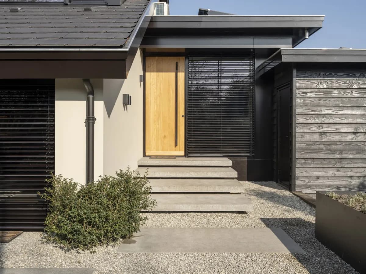 Entree van een woning ontworpen door Molen Architects